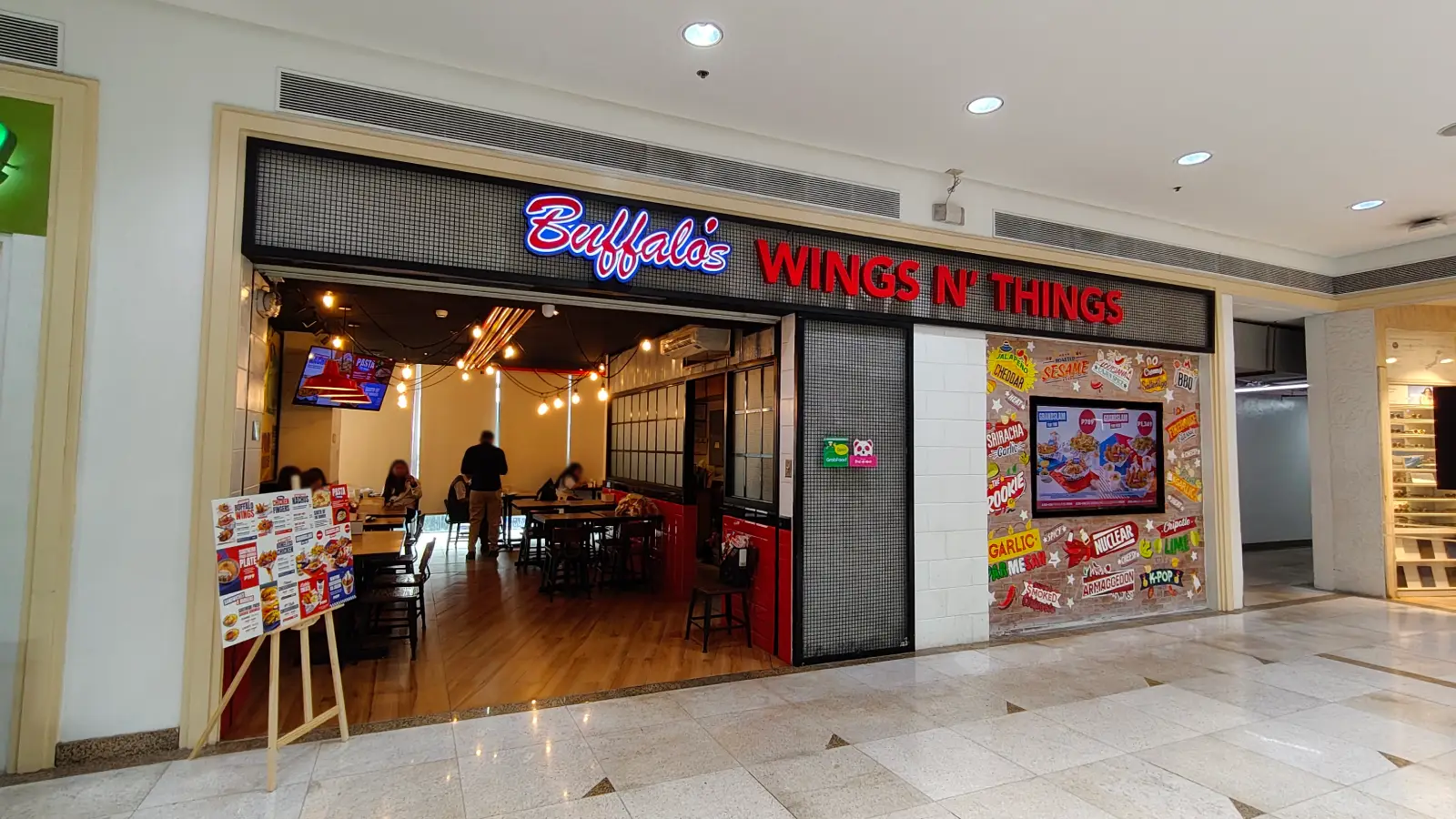 BUFFALO'S WINGS N' THINGS in Gateway Mall